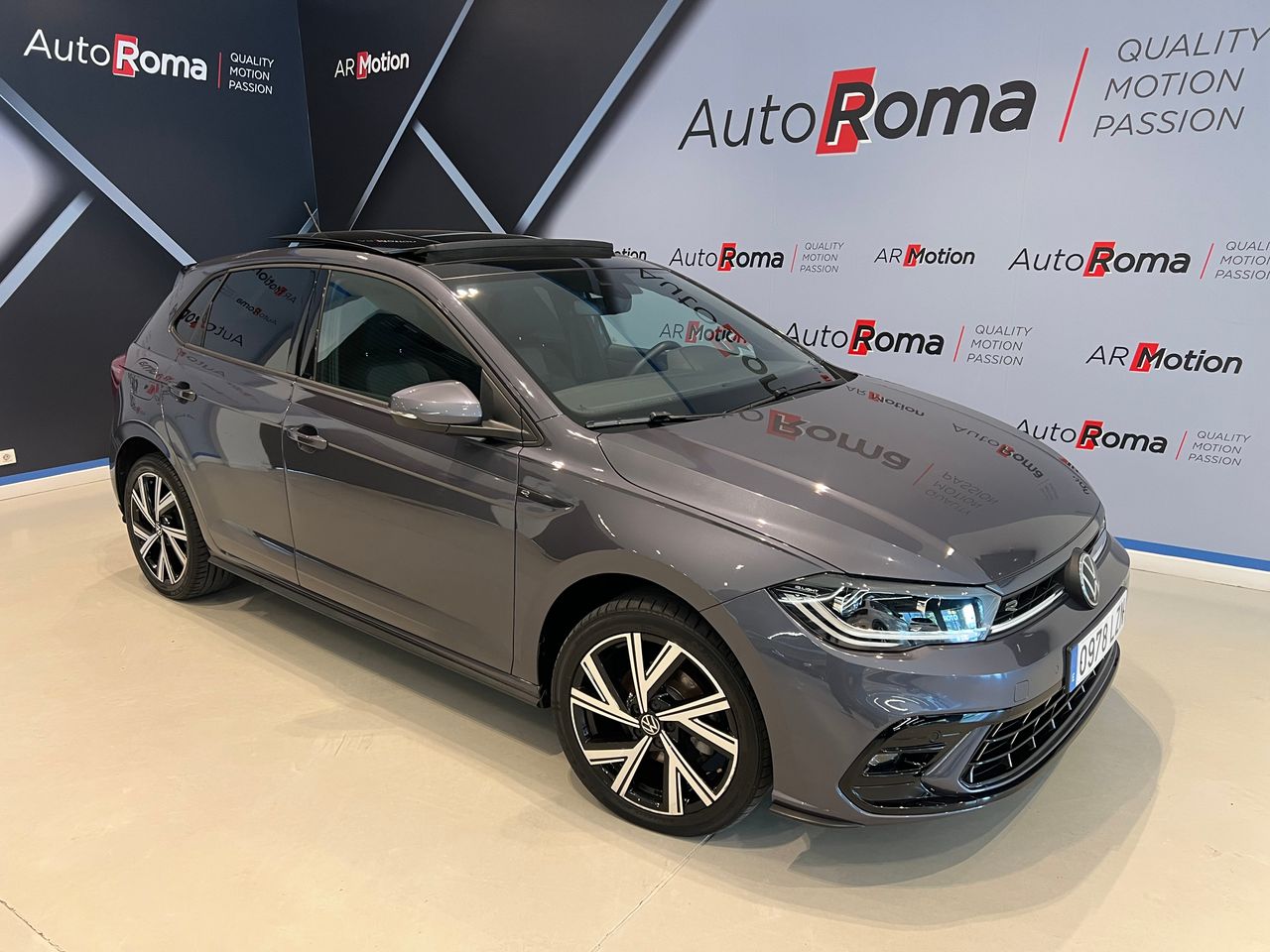 Volkswagen Polo 110cv R-LINE, TECHO PANORÁMICO, DSG, ETC...   - Foto 1
