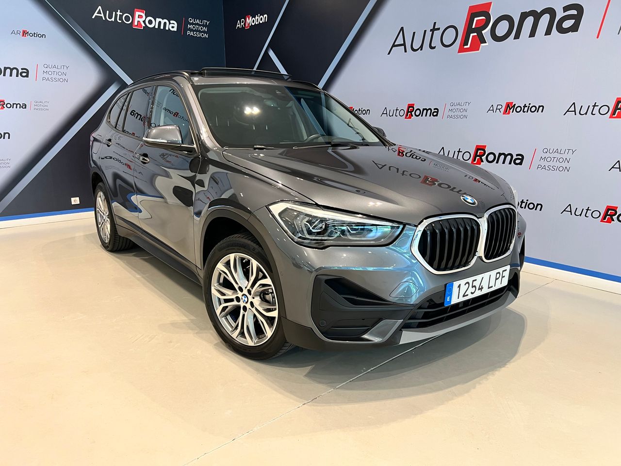 BMW X1 18i AUTOMÁTICO + TECHO APNORÁMICO!!!   - Foto 1