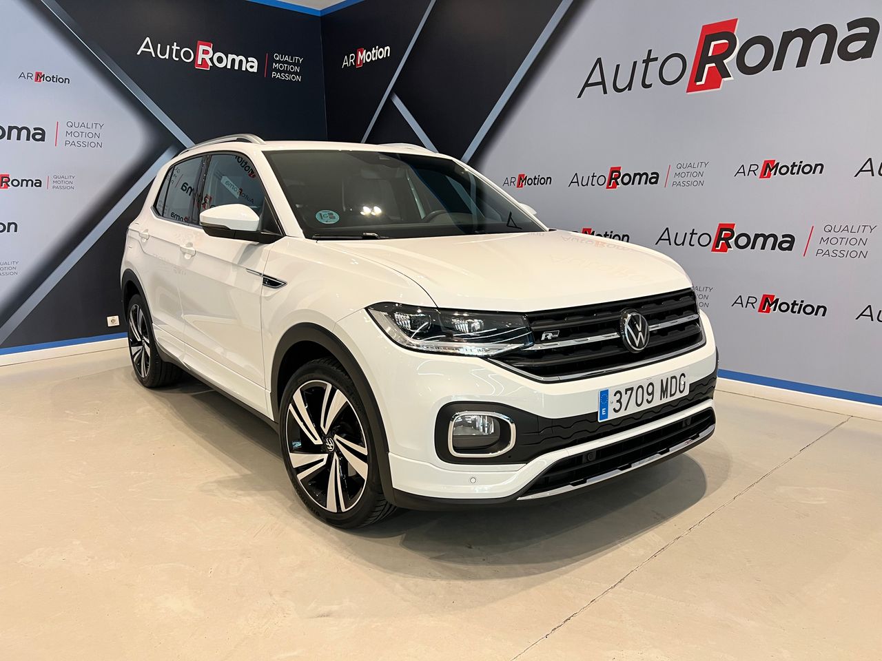 Volkswagen T-Cross R-LINE 2023, UN SOLO PROPIETARIO!!!   - Foto 1