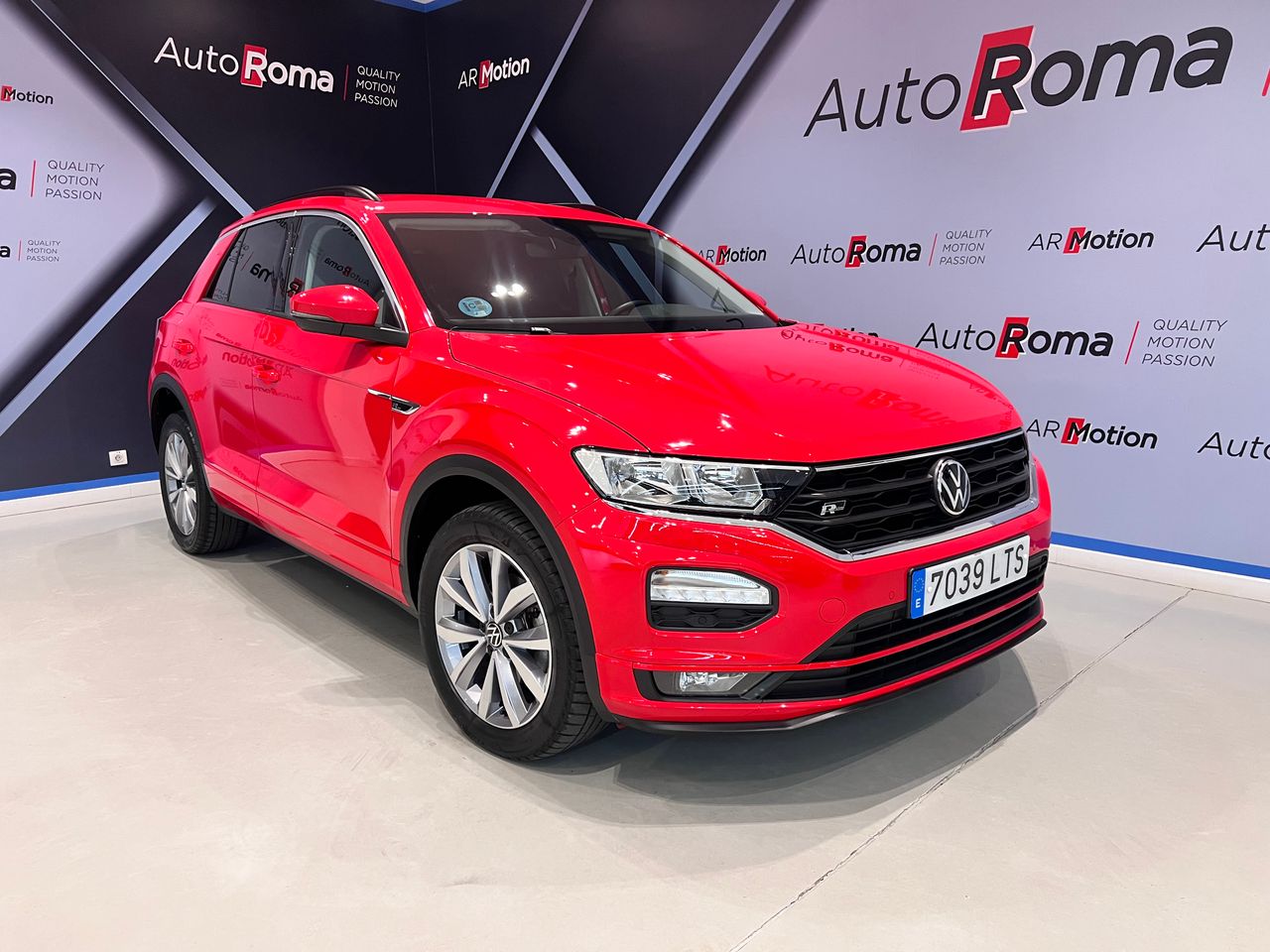 Volkswagen T-Roc R-LINE TSI, UN SOLO PROPIETARIO!!!  - Foto 1