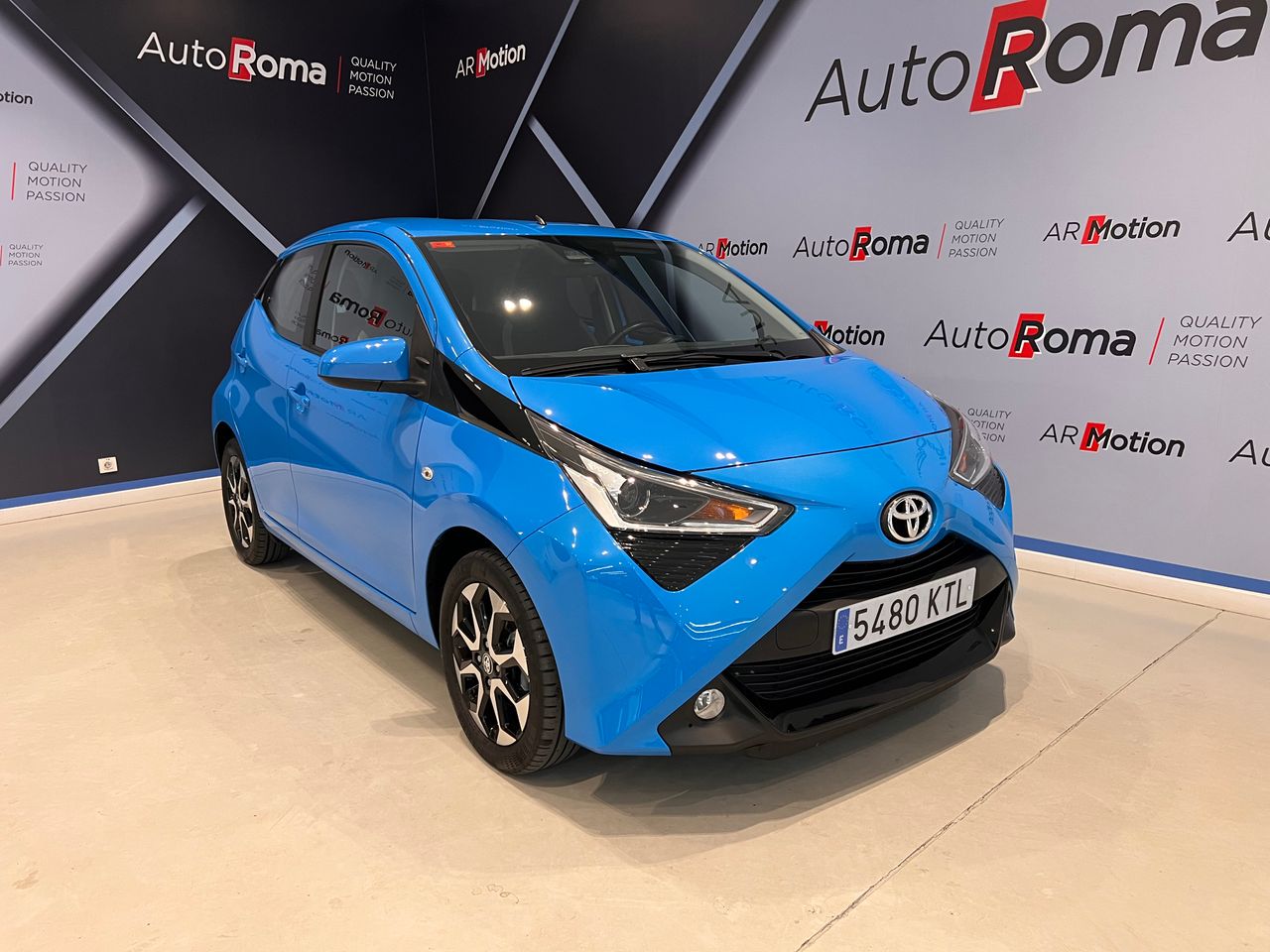 Toyota Aygo CÁMARA, CAR PLAY, SOLO 60.000km  - Foto 1