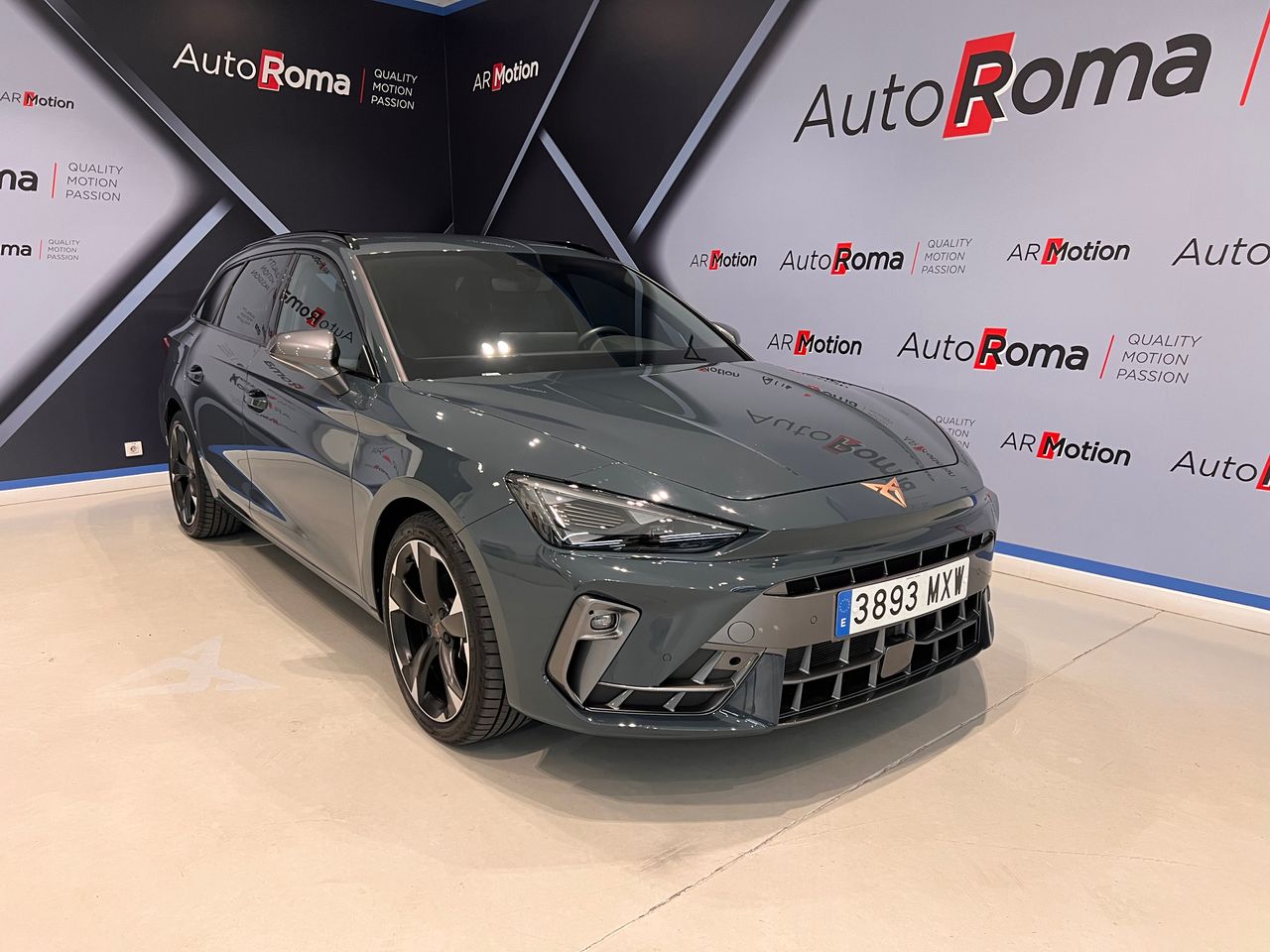 Cupra León SP 2025, 10.000km e-Tsi 150cv DSG.  - Foto 1