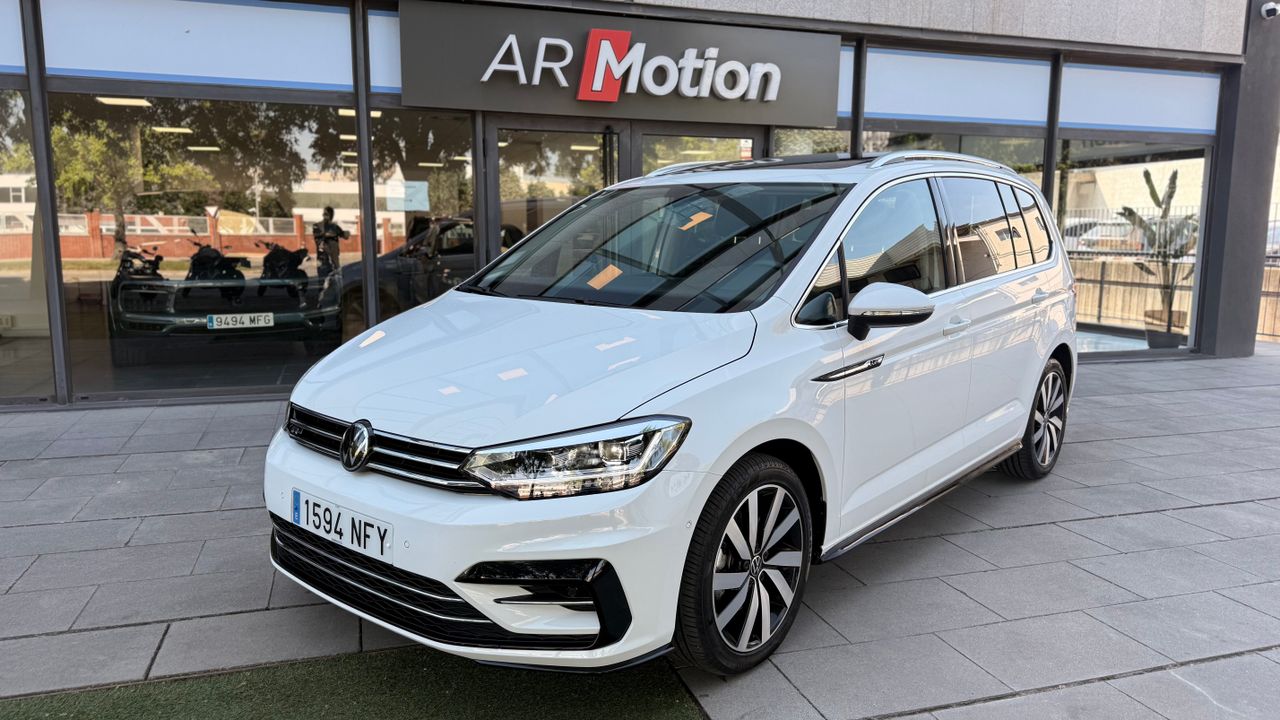 Volkswagen Touran 2.0 TDI R-Line DSG  7 Plazas-Techo Panorámico  - Foto 1