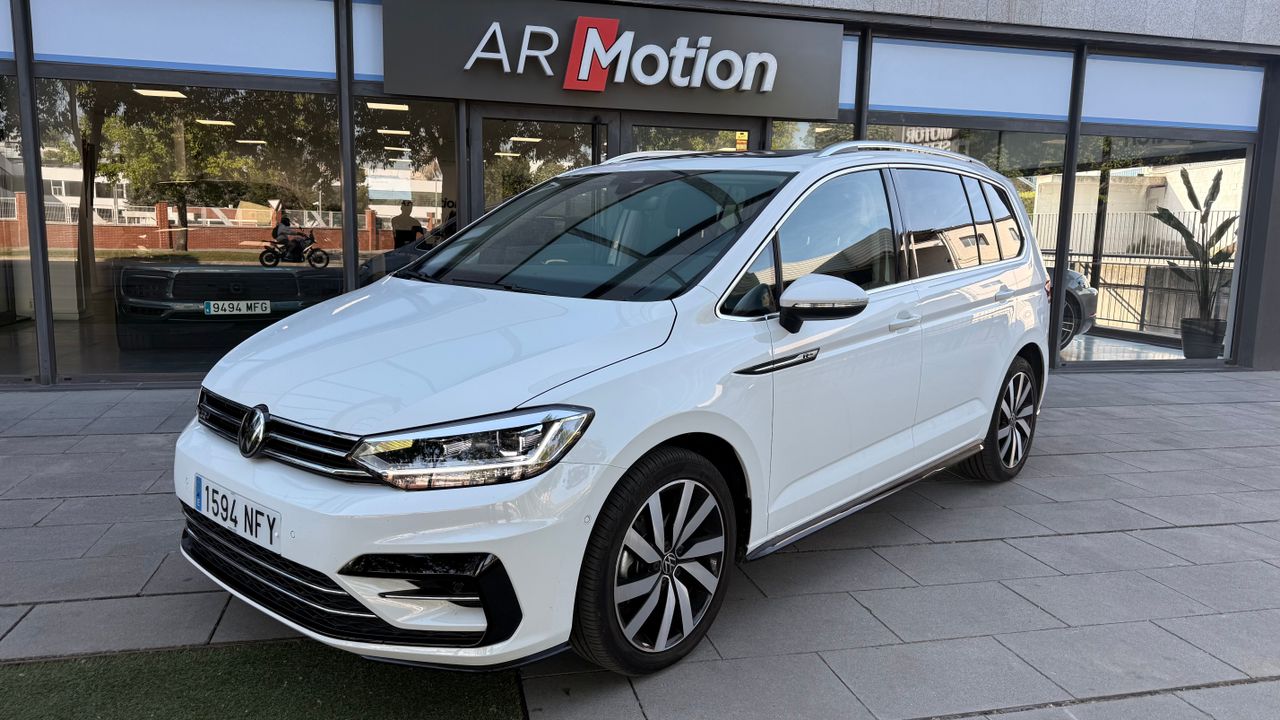 Volkswagen Touran 2.0 TDI R-Line DSG  7 Plazas-Techo Panorámico  - Foto 1