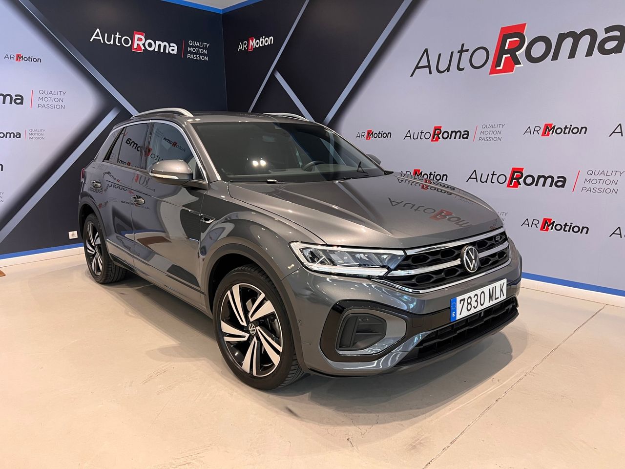 Volkswagen T-Roc R-Line 2.0 TDI 110 kW DSG, SOLO 30.000km  - Foto 1