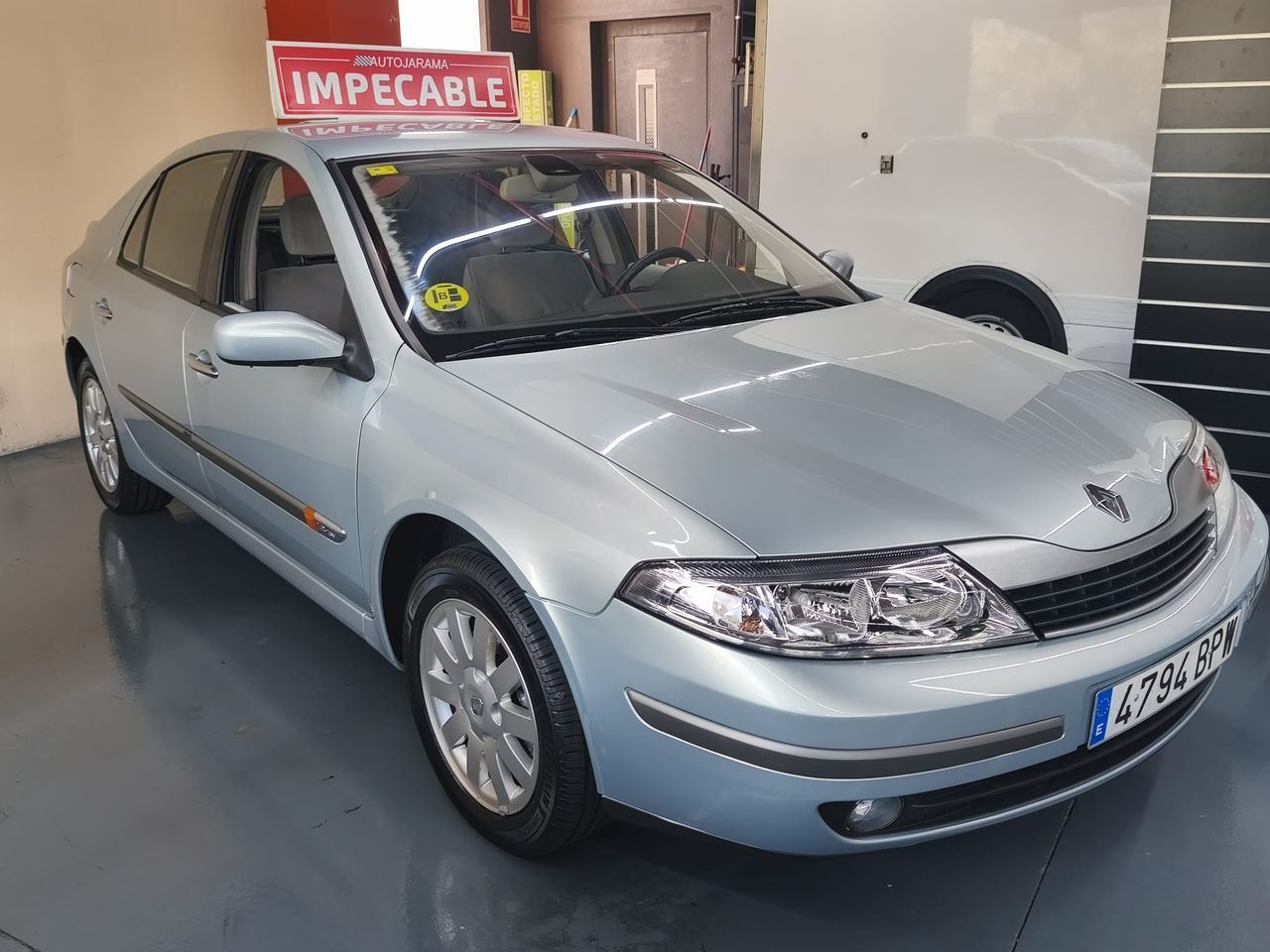 Renault Laguna 1.8   - Foto 1