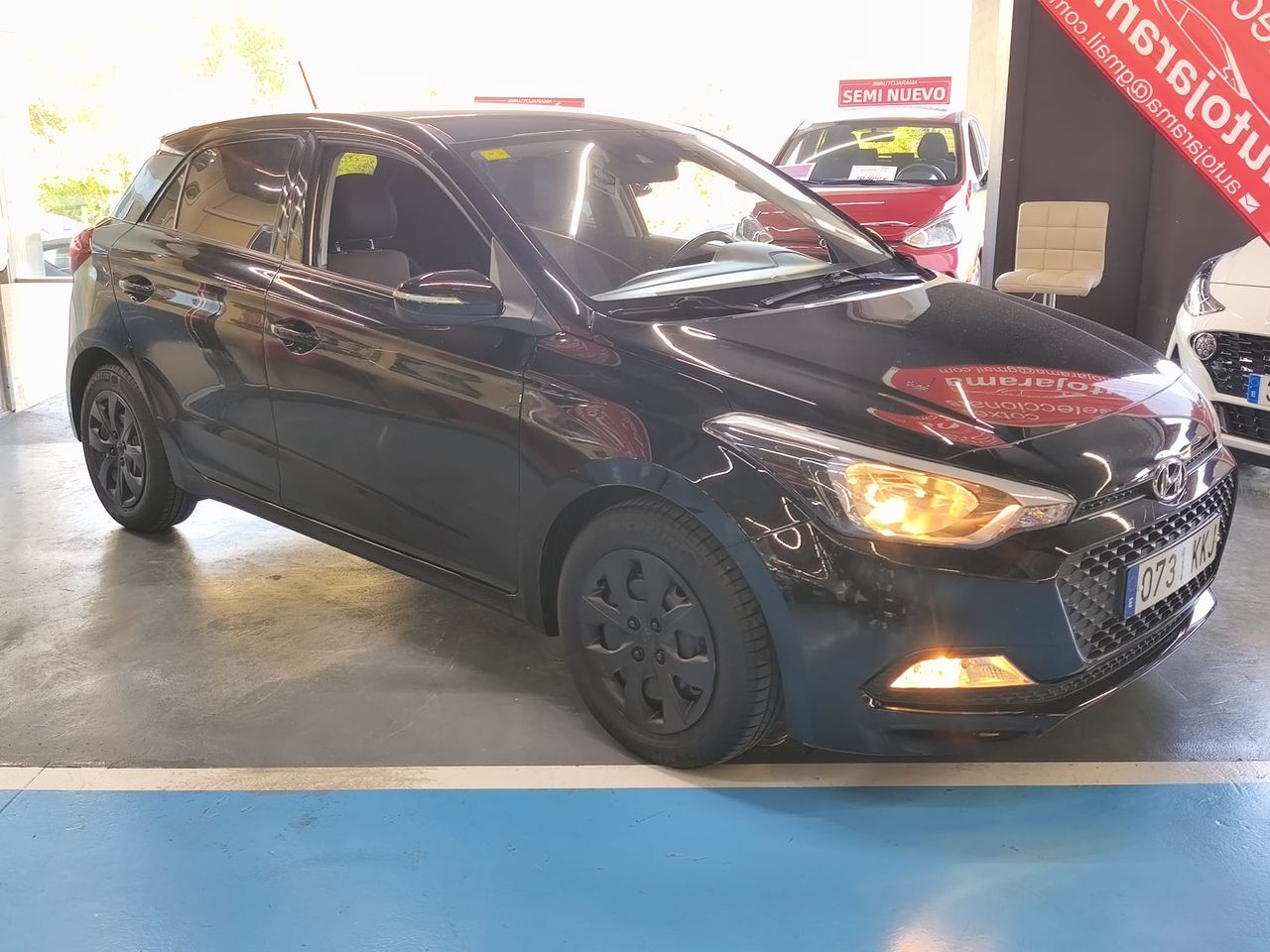 Hyundai i20 Auto 100 cv  - Foto 1