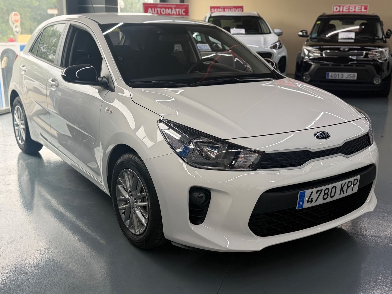 Kia Rio 1.2 CVVT Drive  - Foto 1