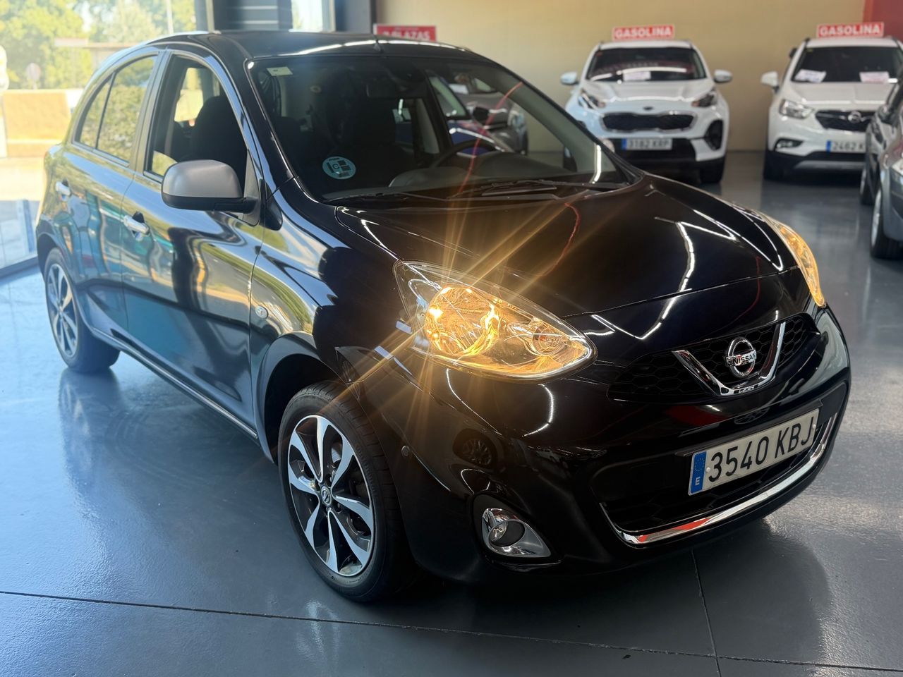 Nissan Micra 1.2 80 CV Tekna  - Foto 1