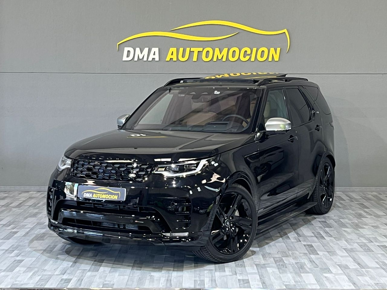 Land-Rover Discovery 3.0D 300 cv MHEV AWD Auto R-Dynamic HSE   - Foto 1