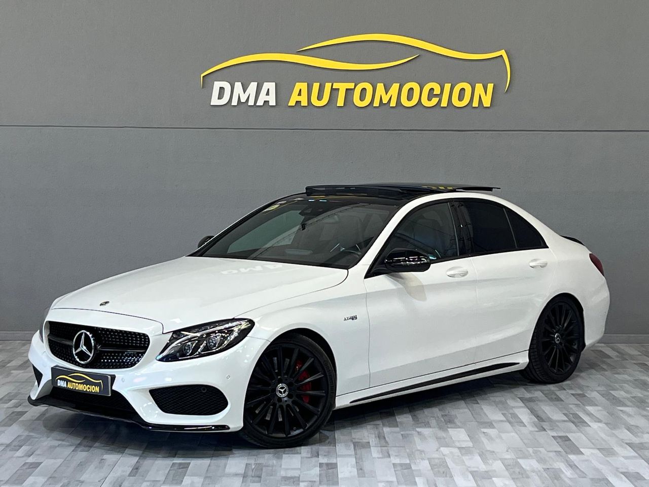 Mercedes Clase C AMG C43   - Foto 1