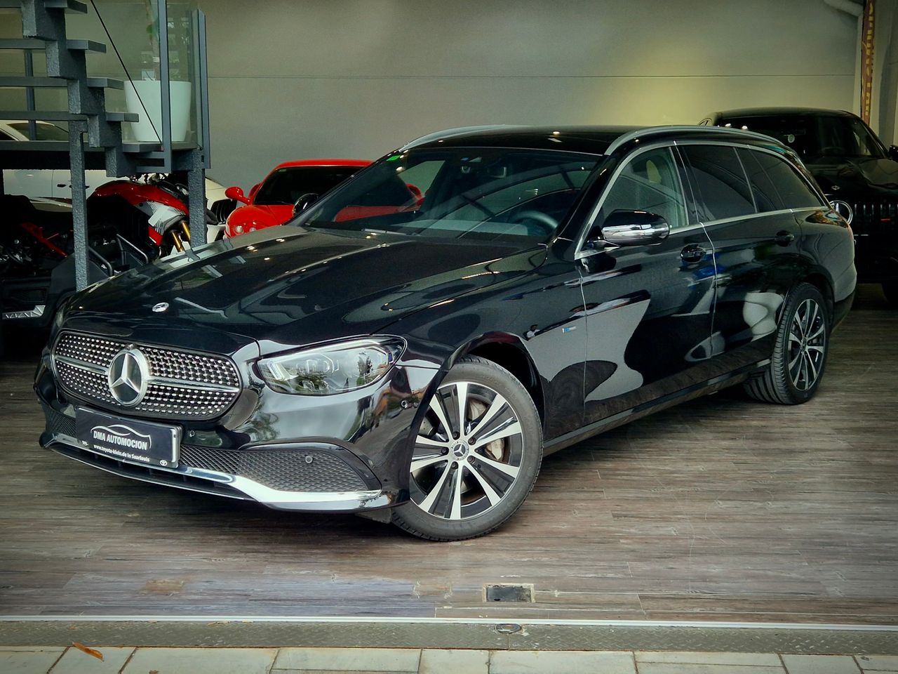 Mercedes Clase E 300de   - Foto 1