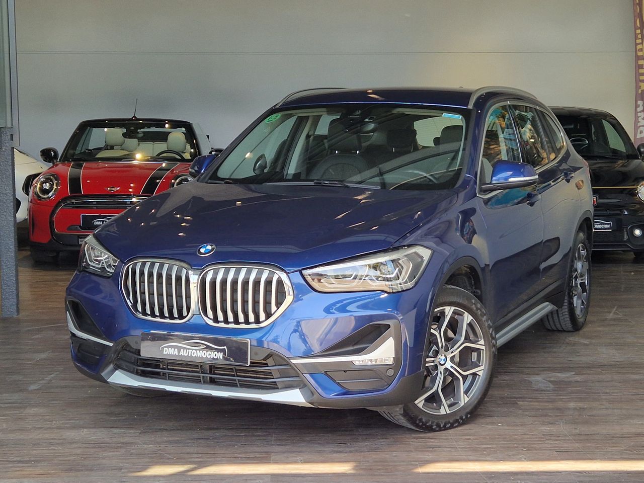 BMW X1 18d xDrive   - Foto 1