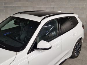 BMW iX1 xDrive30e  - Foto 10