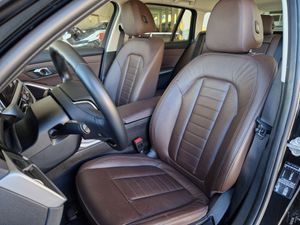 BMW Serie 3 330i  - Foto 3