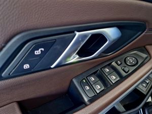 BMW Serie 3 330i  - Foto 17