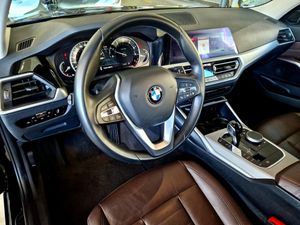 BMW Serie 3 330i  - Foto 5