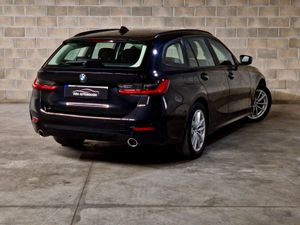 BMW Serie 3 330i  - Foto 4