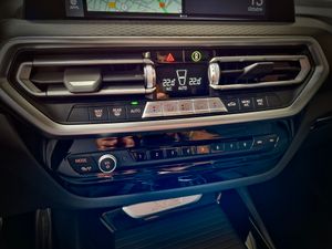 BMW X3 2.0d Xdrive - Foto 25