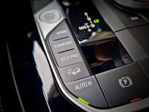 BMW X3 2.0d Xdrive - Foto 29