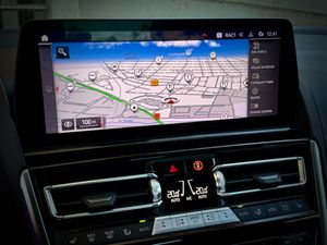 BMW Serie 8 850i Xdrive - Foto 29