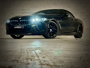 BMW Serie 8 850i Xdrive - Foto 35