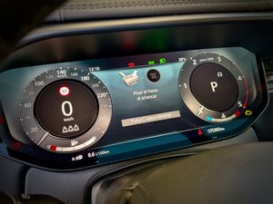 Land-Rover Range Rover Sport Dynamic SE - Foto 10