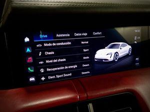 Porsche Taycan TURBO - Foto 26