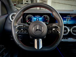 Mercedes GLA 250e - Foto 24