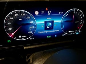 Mercedes GLA 250e - Foto 21