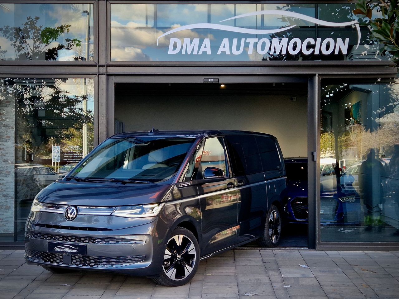 Volkswagen Multivan Style - Foto 1