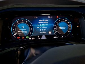 Volkswagen Multivan Style - Foto 24