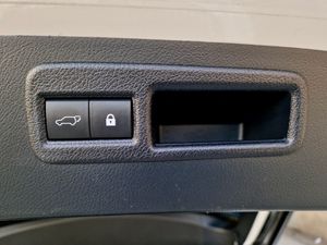 Lexus NX 300h - Foto 30