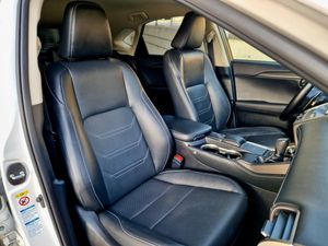 Lexus NX 300h - Foto 8