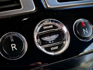 Aston martin V8 Vantage Sportshift - Foto 27