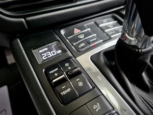 Porsche Macan . - Foto 30