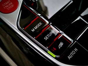 BMW Serie 4 M4 COMPETITION CABRIO - Foto 30