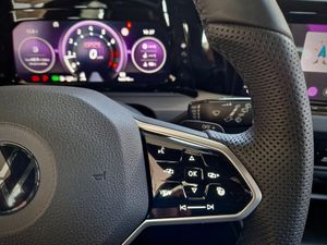 Volkswagen Golf GTI. - Foto 15