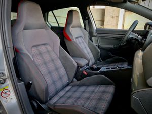Volkswagen Golf GTI. - Foto 7