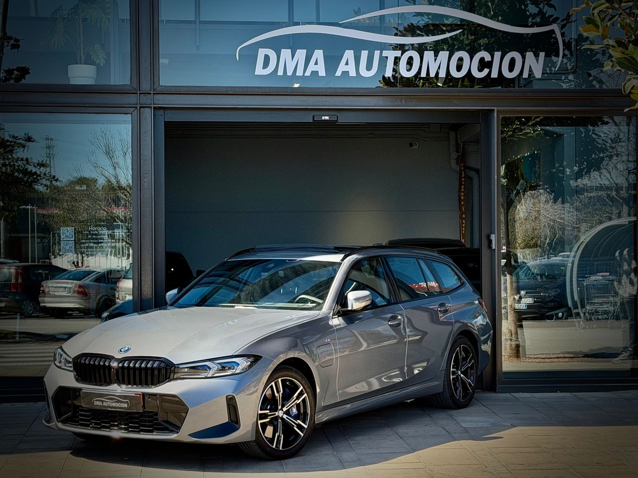 BMW Serie 3 330e XDrive Touring - Foto 1