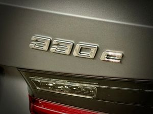 BMW Serie 3 330e XDrive Touring - Foto 12