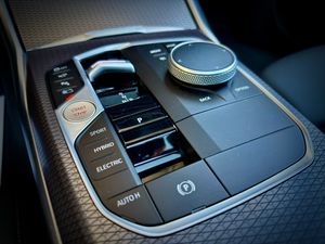 BMW Serie 3 330e XDrive Touring - Foto 19