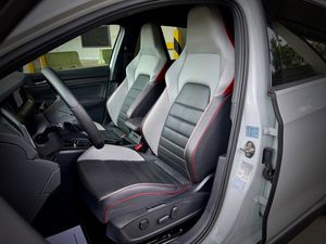 Volkswagen Golf GTI. - Foto 3