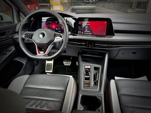 Volkswagen Golf GTI. - Foto 26