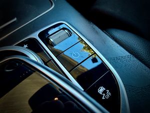 Mercedes Clase GLC 250 AMG 4MATIC - Foto 27