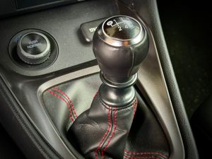 Toyota GR Yaris GR - Foto 23