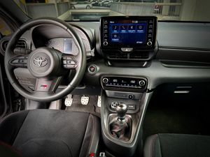 Toyota GR Yaris GR - Foto 19