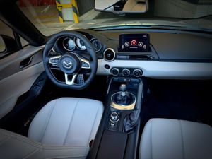 Mazda MX-5  SKYACTIV KIZUNA - Foto 15