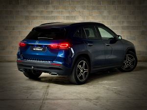 Mercedes GLA GLA 200 d 8G-DCT - Foto 17