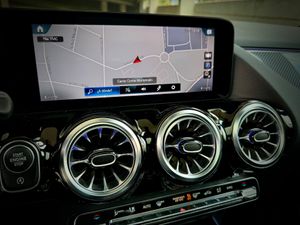Mercedes GLA GLA 200 d 8G-DCT - Foto 23